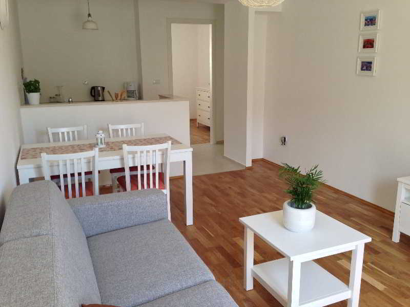 Apartments Silvija Mokošica Exterior foto